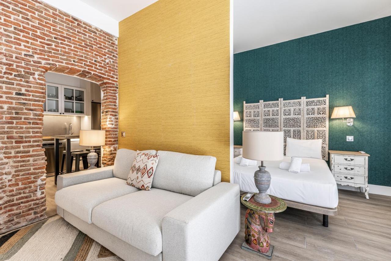 Plaza De Castilla Apartments มาดริด ภายนอก รูปภาพ
