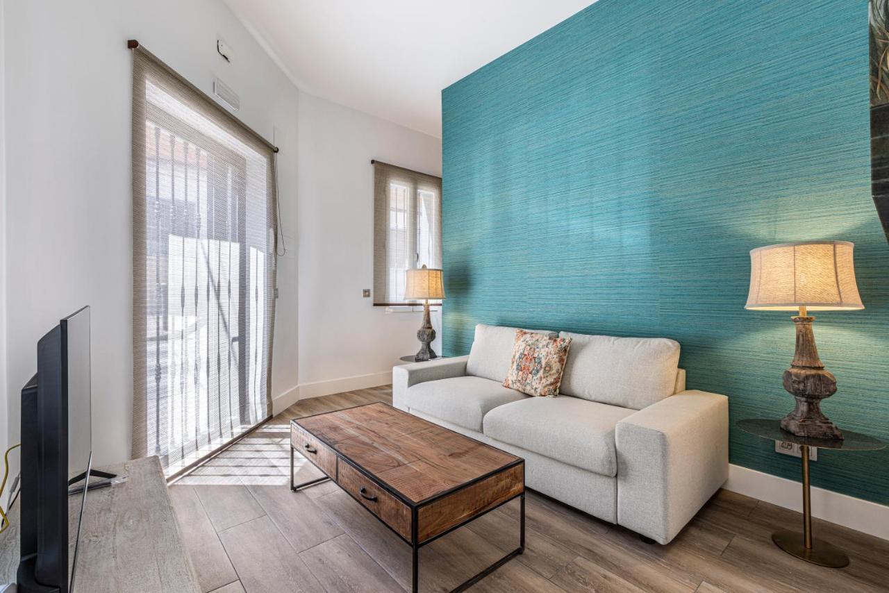 Plaza De Castilla Apartments มาดริด ภายนอก รูปภาพ