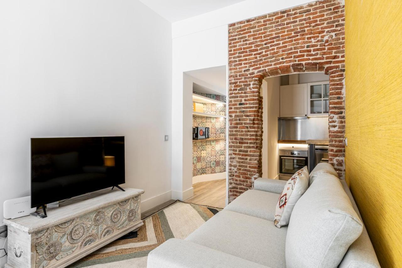 Plaza De Castilla Apartments มาดริด ภายนอก รูปภาพ