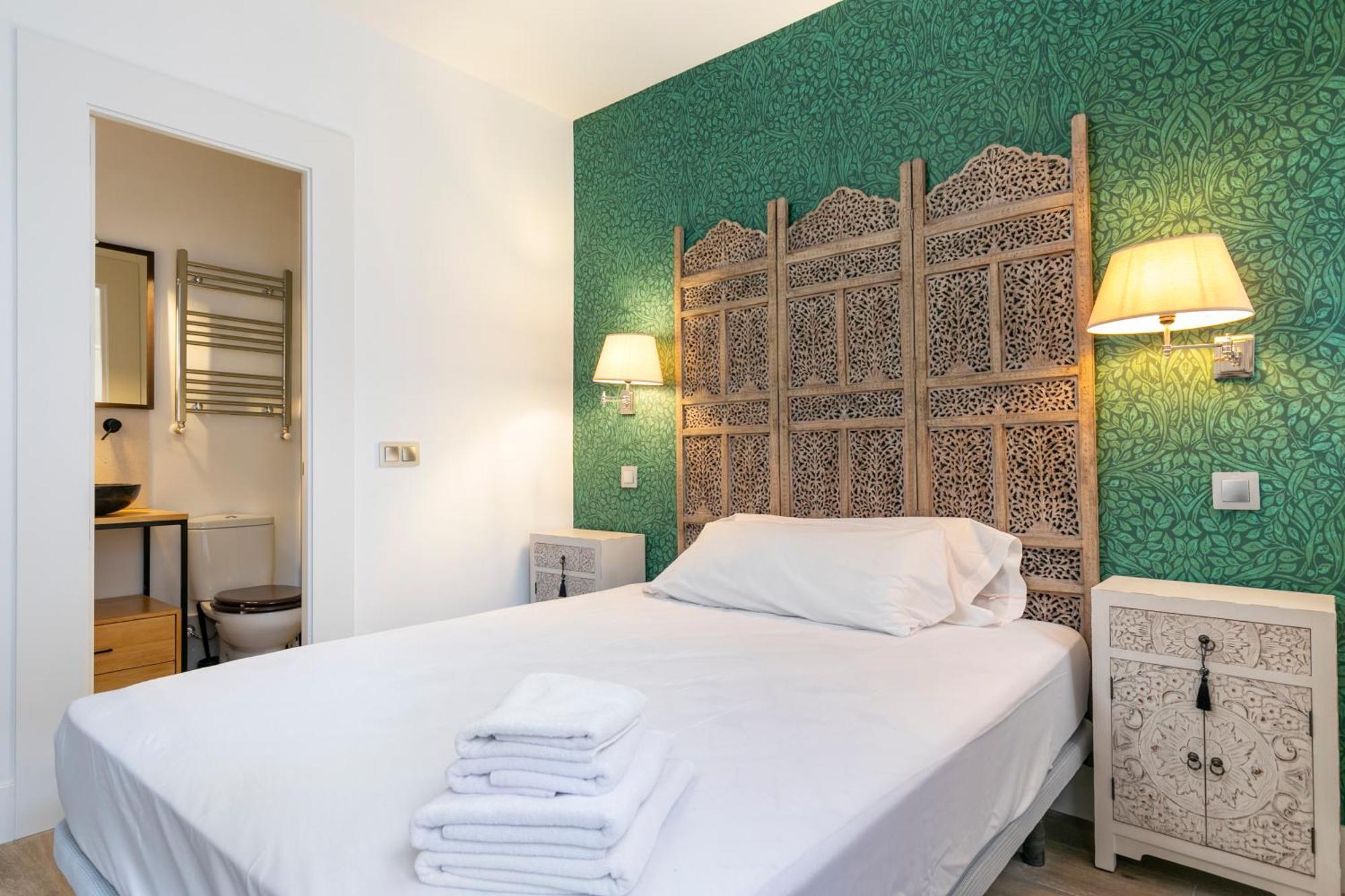Plaza De Castilla Apartments มาดริด ภายนอก รูปภาพ