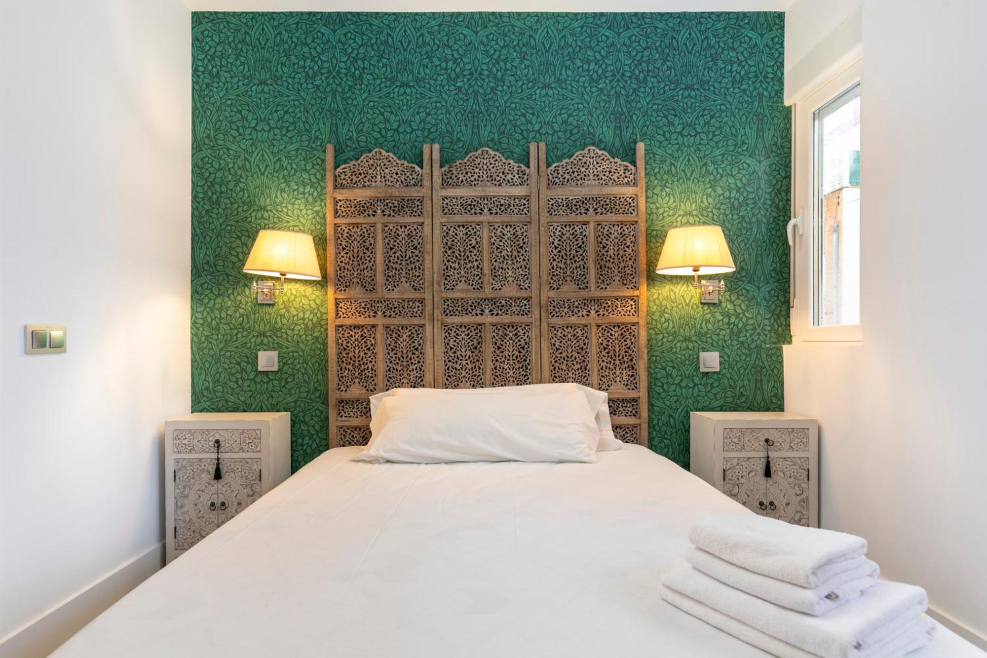 Plaza De Castilla Apartments มาดริด ภายนอก รูปภาพ