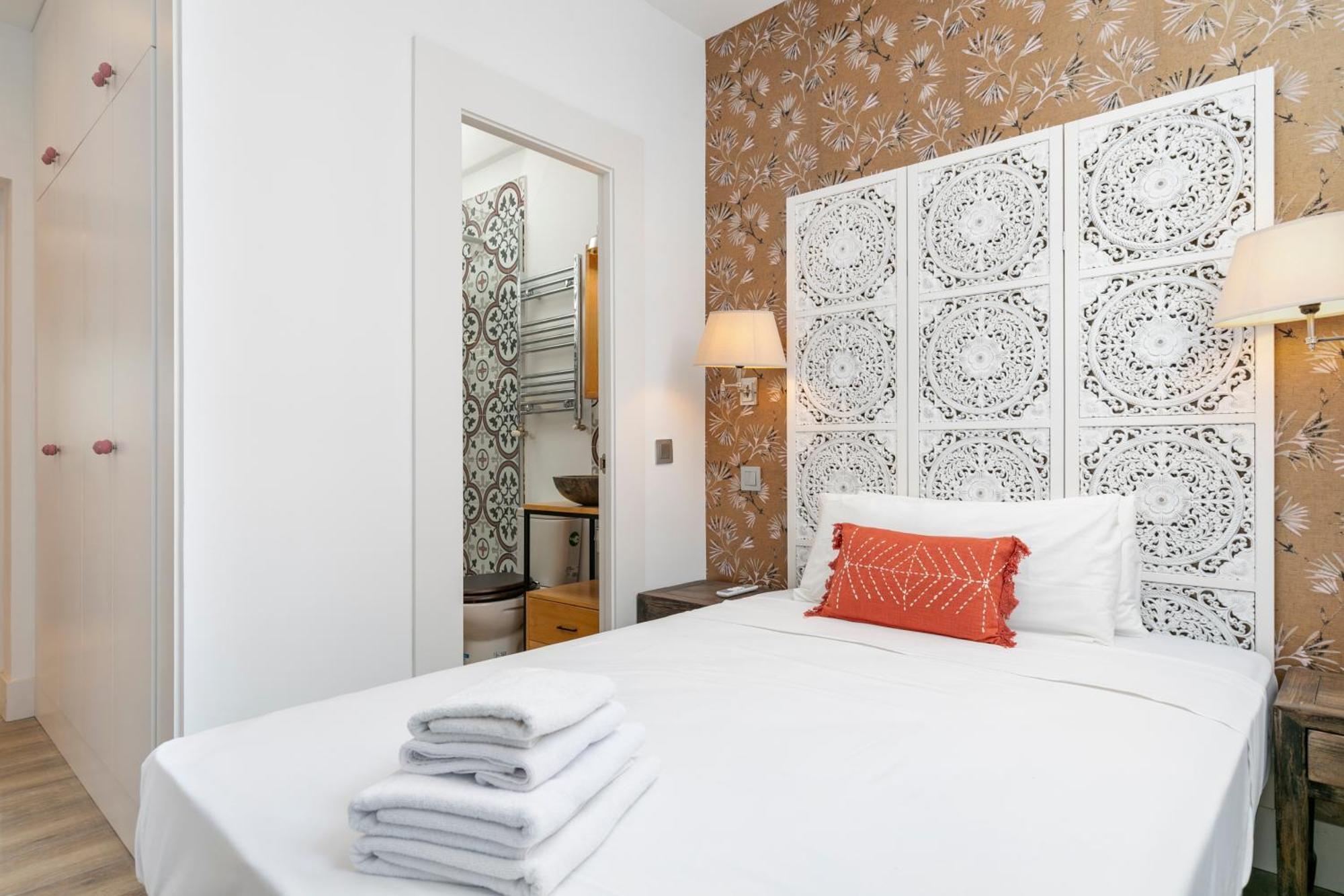 Plaza De Castilla Apartments มาดริด ภายนอก รูปภาพ