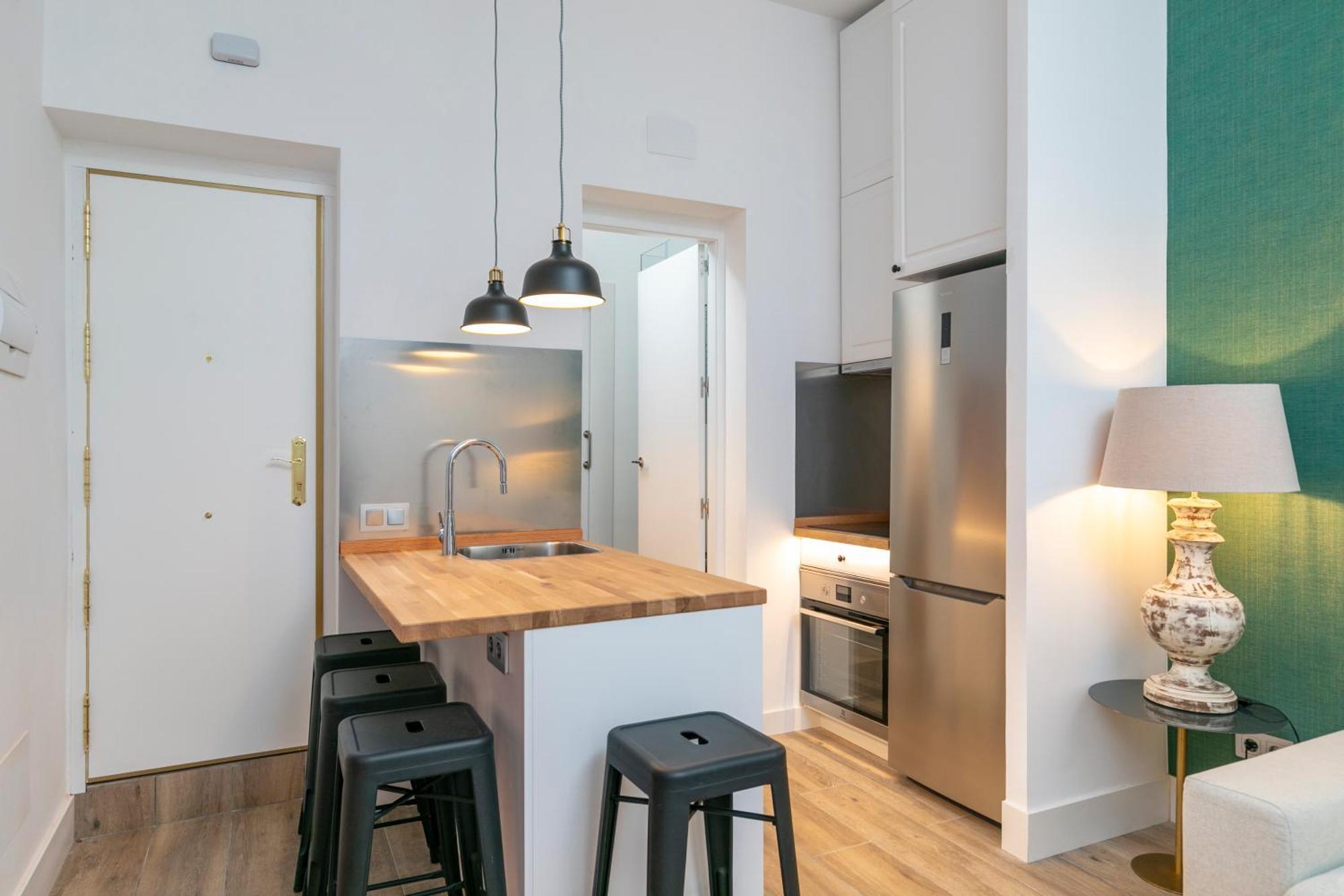Plaza De Castilla Apartments มาดริด ภายนอก รูปภาพ
